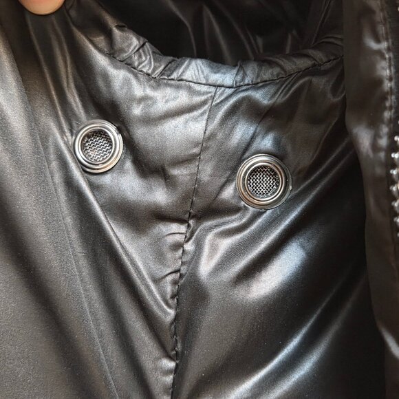 Warm Half-length Ookpik Puffer Coat in Women's - Tops & Outerwear in Ottawa - I - Picture 9 of 10